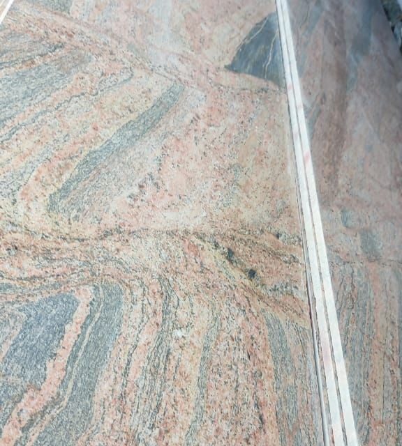 Quality Garnet slabs for sale at Coker Orile Market STI