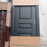 Nigeria door