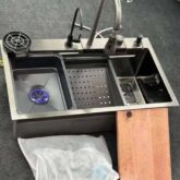 High quality kitchen sink for sale at Odun-Ade coker market