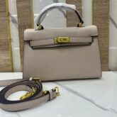 Ladies handbags for sale at ikorodu