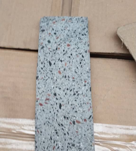 Crack Mable stone for sale at Coker Orile Market STI