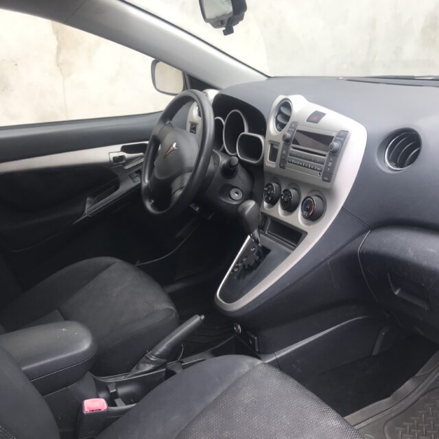 2009 Pontiac vibe for sale cement along Iyanaipaja express road