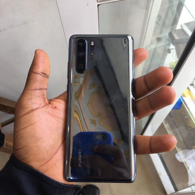 Uk Use Huawei P30 Pro for sale at ikeja