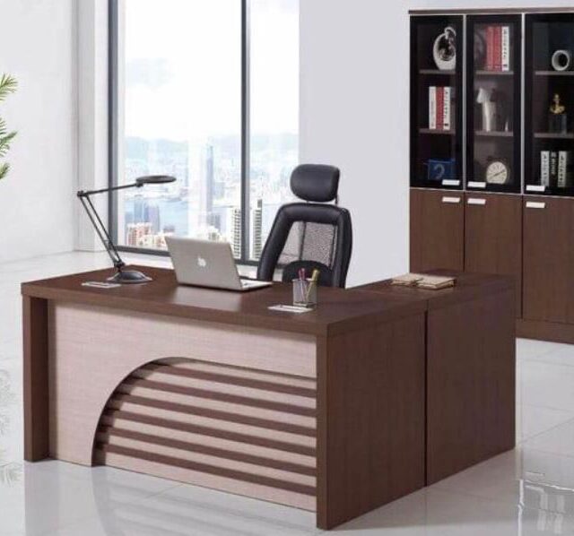 Executive Office table for sale at Mangoro ikeja