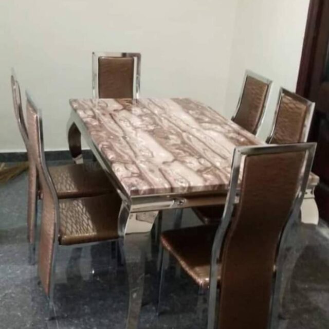 Ceramics Made Dining Table for sale at ikeja