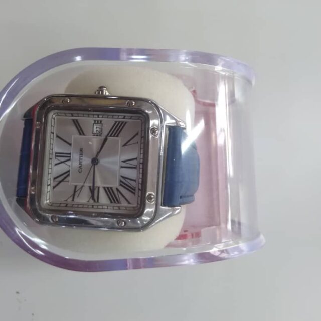 Quality Italian Unisex Wristwatch for sale at ikeja