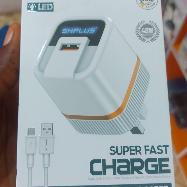 Quality 45wats super fast charger for sale at gbagada