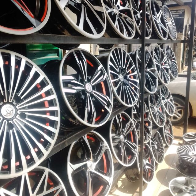 Complete set of 16 rims for sale at Ikeja alo