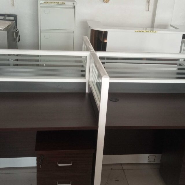 4Man work Station for sale at ikeja