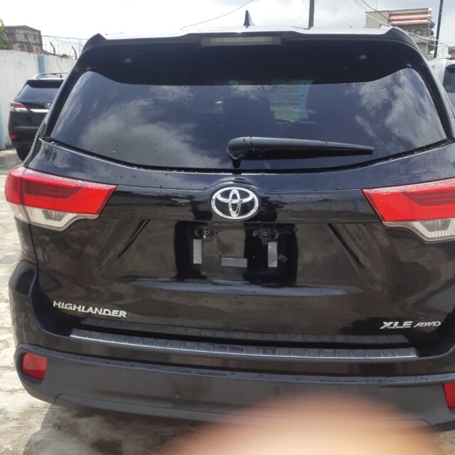 2017 Toyota Highlander for sale at Ikeja