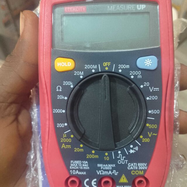 Digital multimeter