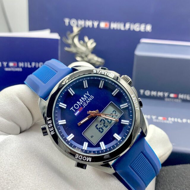 TOMMY HILFIGER CHRONOGRAPH RUBBER STRAP