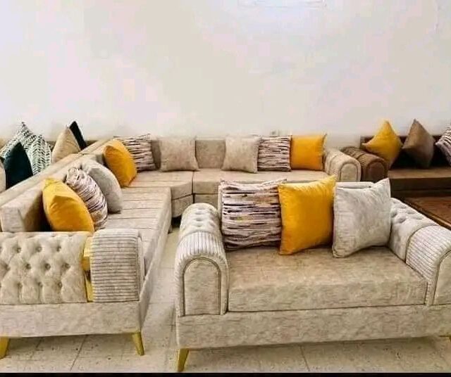 Set Living Room furniture for sale Ikeja