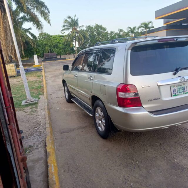 Naija used toyota Highlander