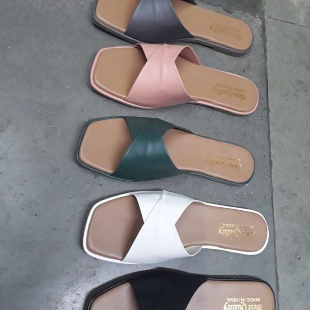 Ladies slippers for sale at ikorodu