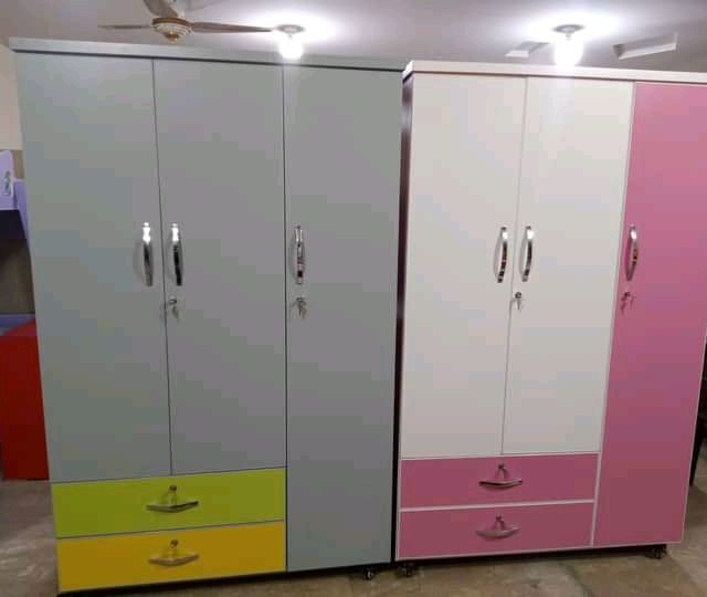 Wardrobe for sale at ikorodu