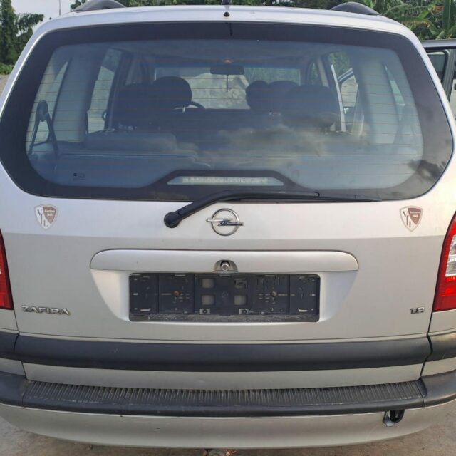 2009 foreign zafira car for sale at ojo