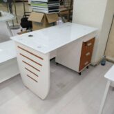 Glass Executive table for sale at Ojo Lagos