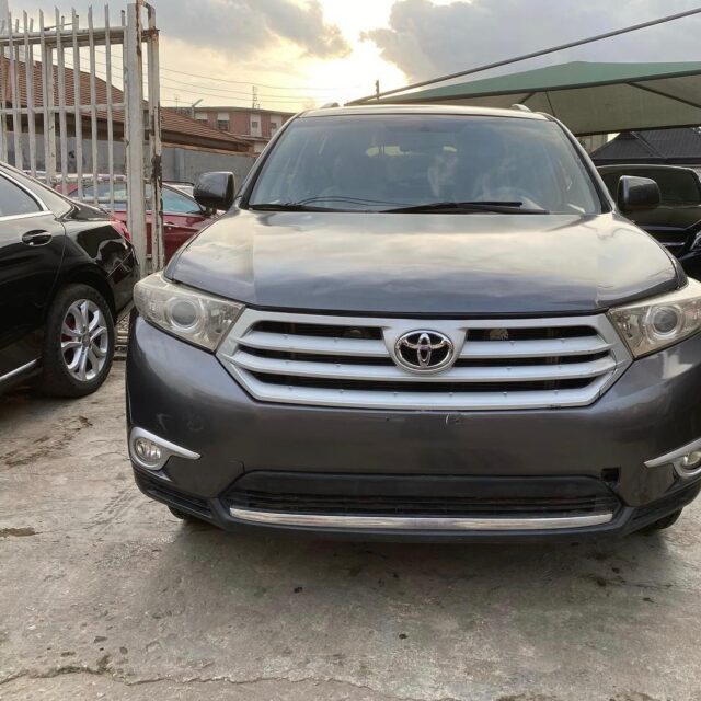 Toyota Highlander for sale at Alimosho