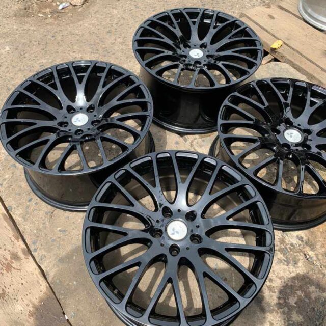 Casted Alloy wheels for sale at Ladipo