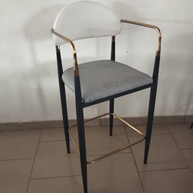 Barr stool for sale in alaba international market