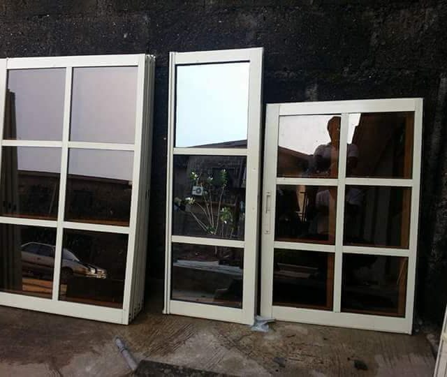 Aluminum casement windows