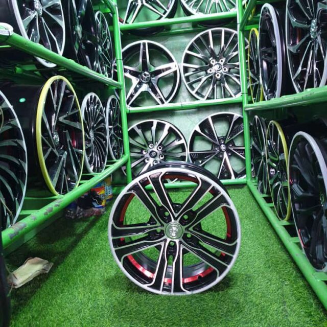 Quality Auto Wheels for sale at Ladipo