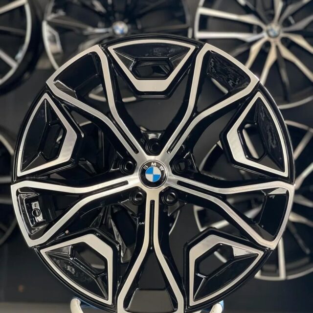 All Cars Alloy wheels for sale at Ladipo