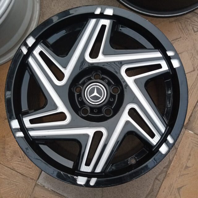 Casted Alloy wheels for sale at Ladipo