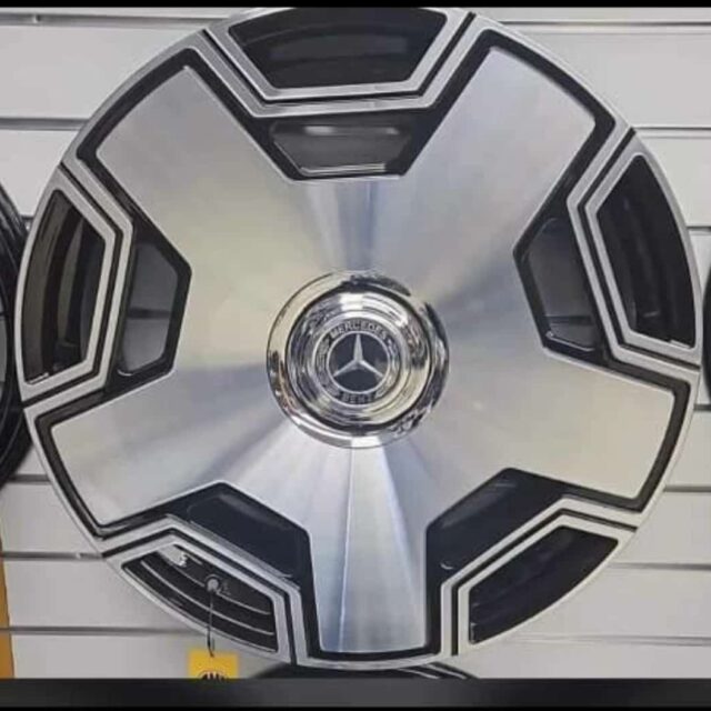 Casted Alloy wheels for sale at Ladipo