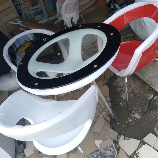 Restaurant chair& glass table for sale in alaba international market