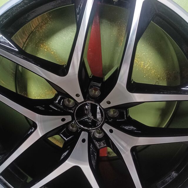 Alloy wheel size 20 at 92,Ladipo Street mushin Lagos