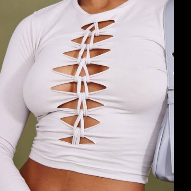 Quality Ladies Crop tops for sale at Ikorodu