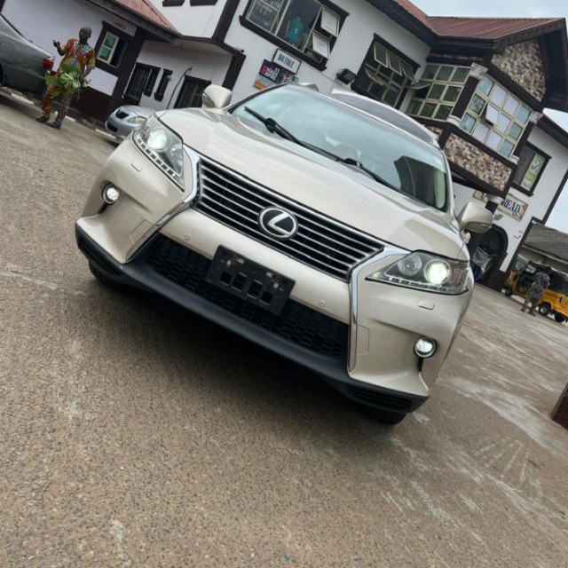 Tokunbo Lexus 360 for sale at Benson Ikorodu