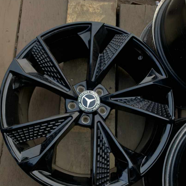 Quality Alloy Wheels for sale at Mushin