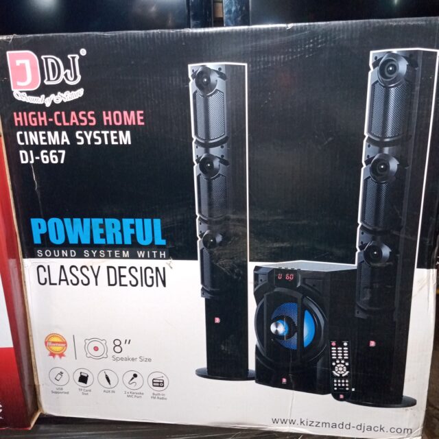 Multimedia speaker for sale at kosofe Lagos road