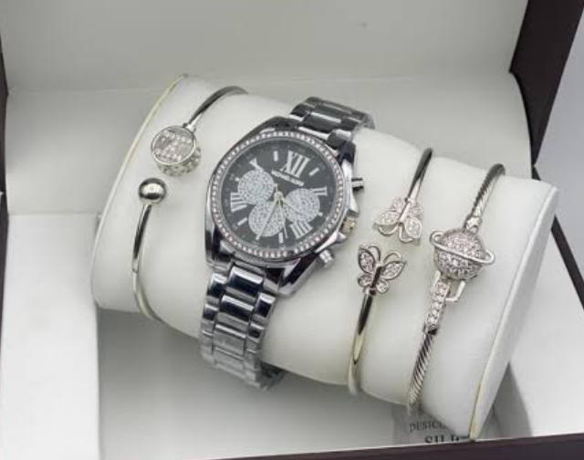 Hand wrist watch and bangles for sale at Kosofe Lagos