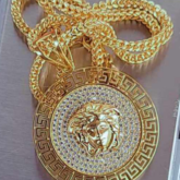 VERSACE 18 Carat Gold Chain and Pendant for sale at Gbagada