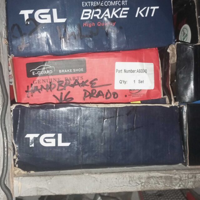 Brake kit Hilux available for sale