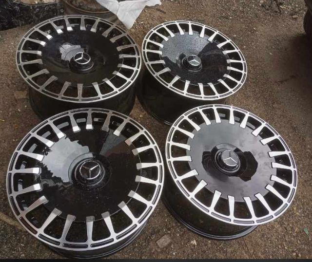 Quality Alloy Wheels for sale at Mushin