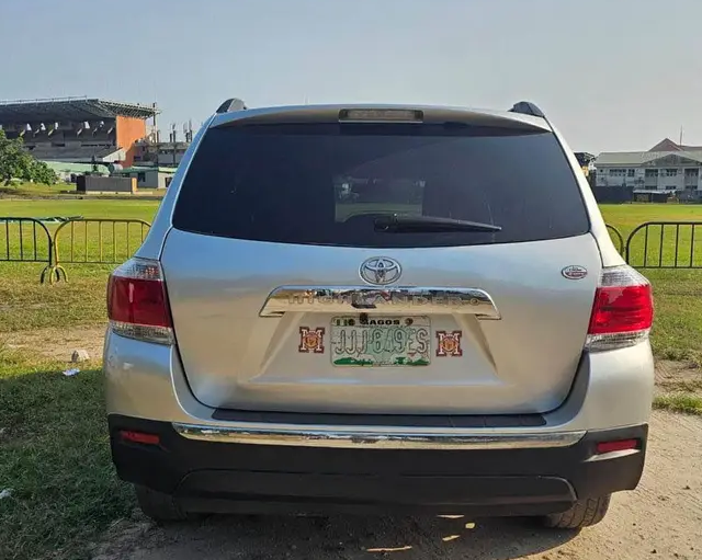 Toyota Highlander for sale at Mushin