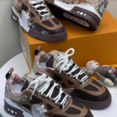 Luxury Sneakers for sale at mushin