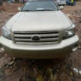 Toyota Highlander for sale at Mushin