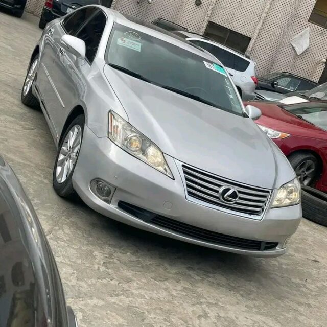 Lexus Es 350 for sale at Mushin