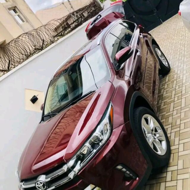 Toyota Highlander Platinum for sale Mushin