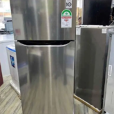 250 Liter LG Refrigerator for sale at Lawanson