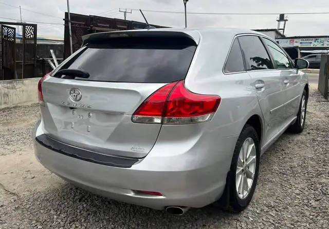 Toyota Venza for sale at Mushin Lagos