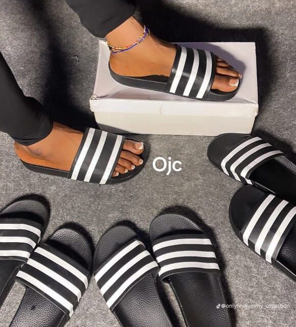 Ladies footwear for sale at kosofe Lagos