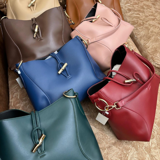 Quality Ladies Nude Handbags for sale at Ogba ikeja