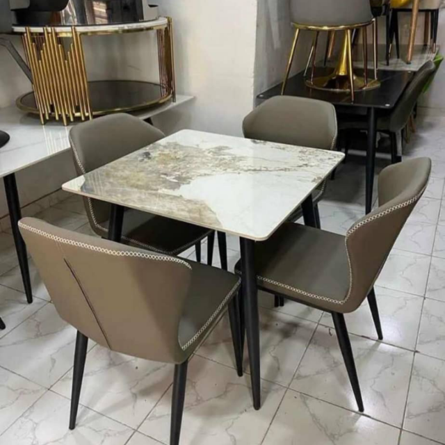 Quality Potable Dining Set for sale at ojo